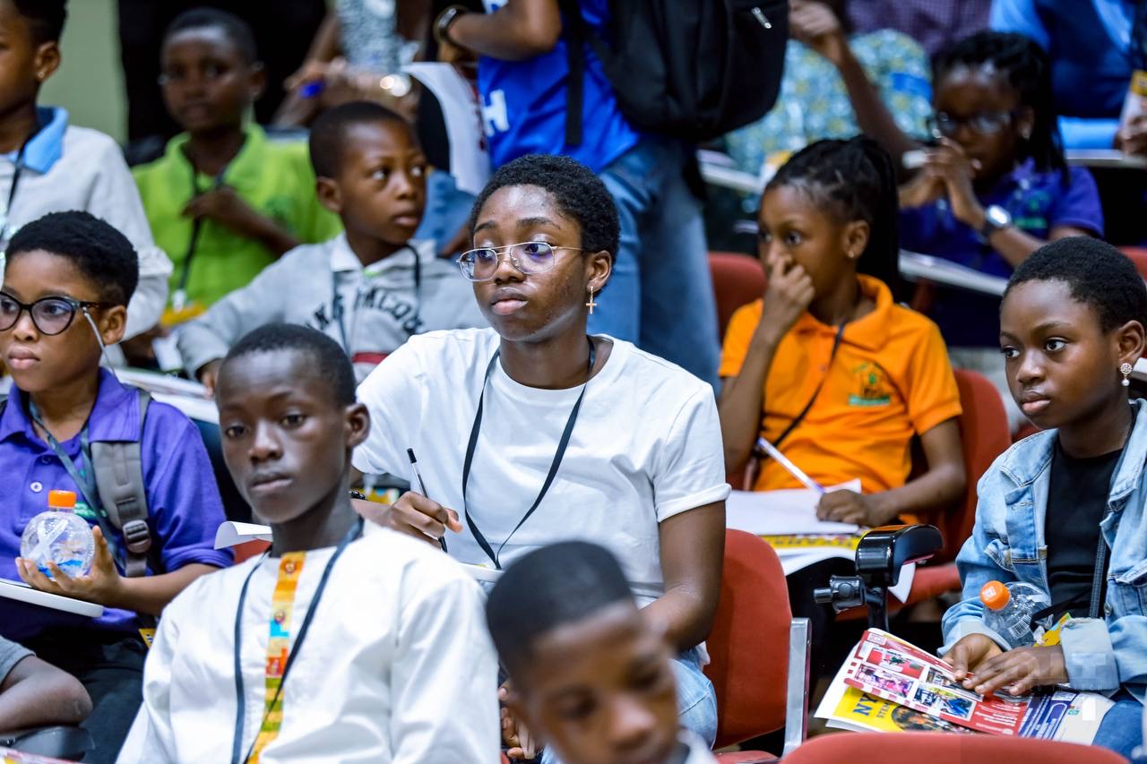 Kids learning together